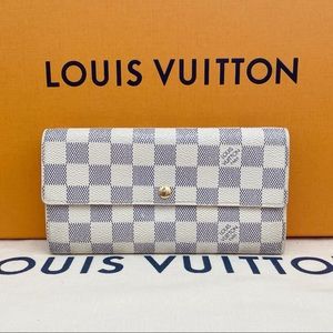 💎✨AZUR WALLET✨💎 Auth Louis Vuitton Sarah Wallet!